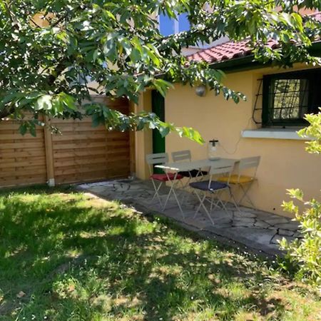 Maisonnette 2 A 4 Pers- Jardin Privatif Cloture- Calme- Stationnement Gratuit- Pau Ouest Billere Exterior photo