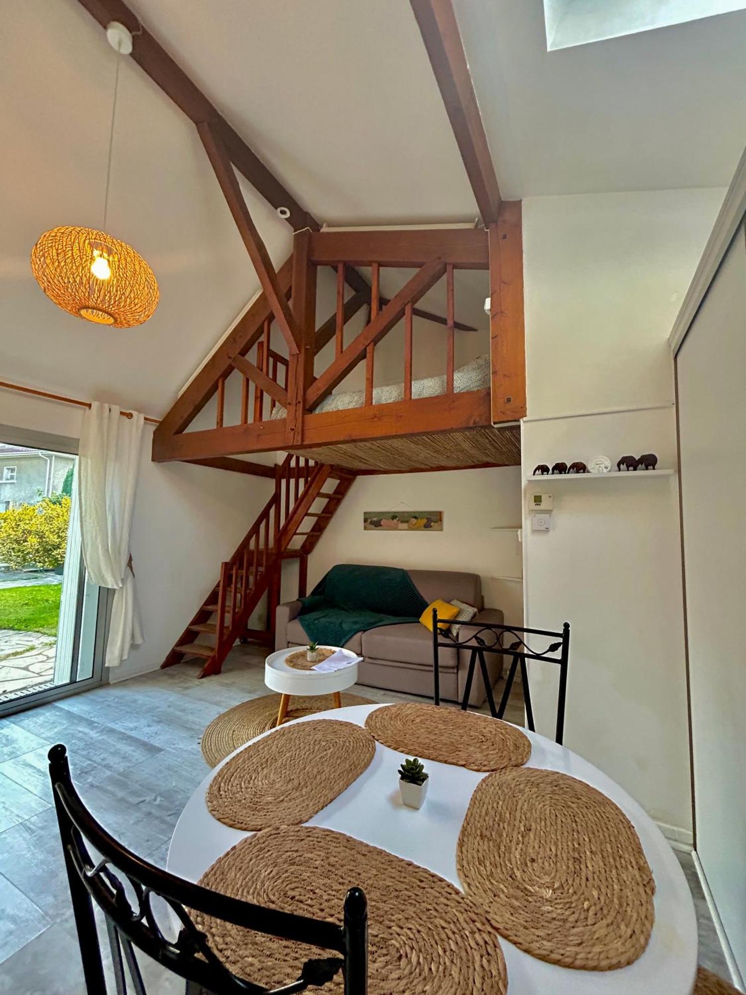 Maisonnette 2 A 4 Pers- Jardin Privatif Cloture- Calme- Stationnement Gratuit- Pau Ouest Billere Exterior photo